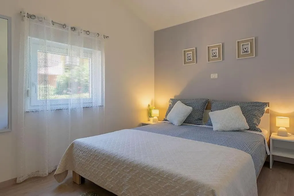 Apartment Lovely Guest House Veli Vrh Pula