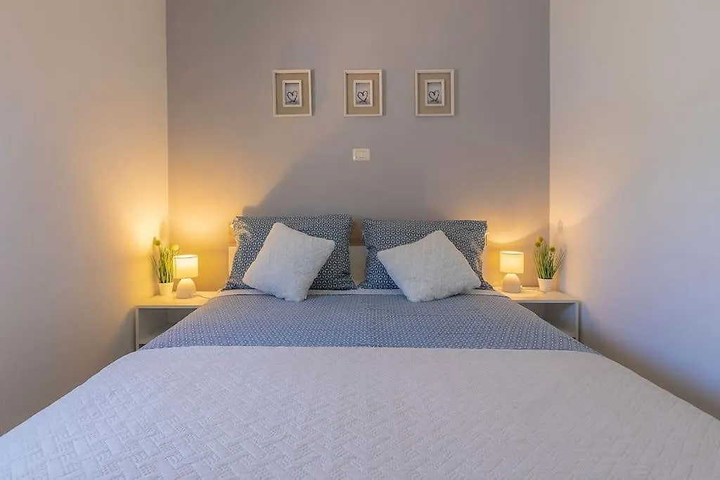 Lovely Guest House Veli Vrh Pula 0*,